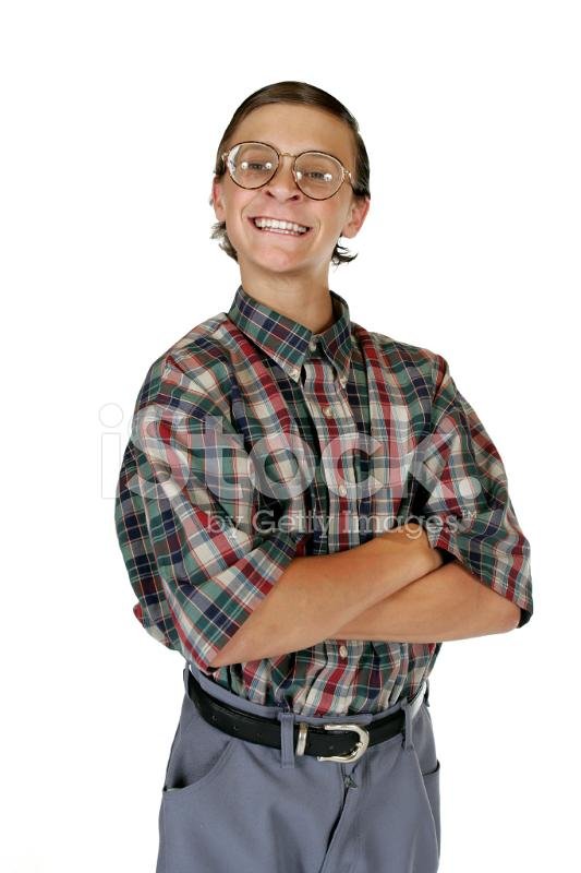 Парень в очках заучка