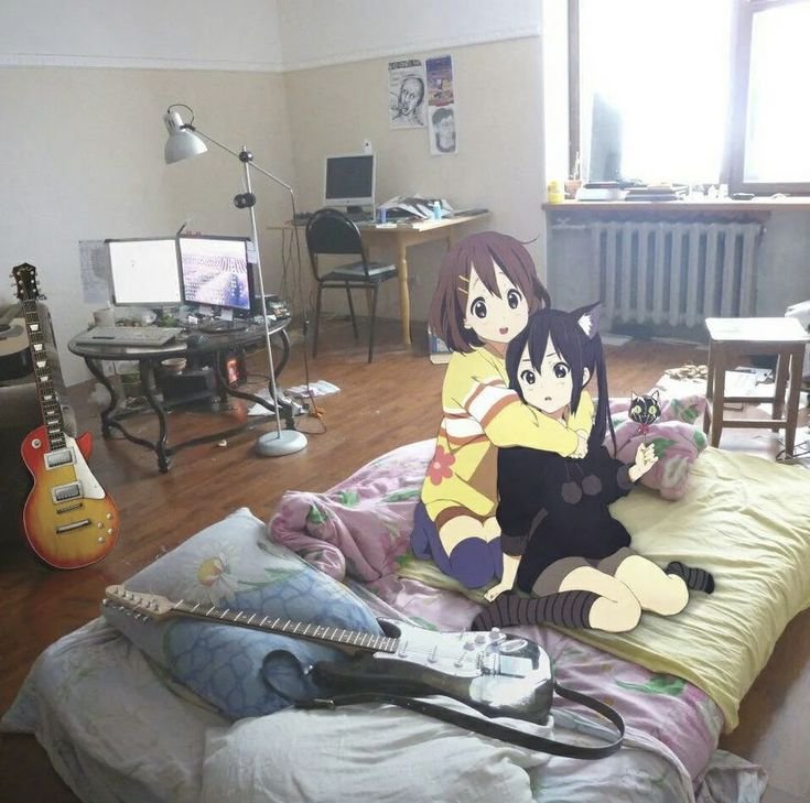 Из одной комнаты аниме