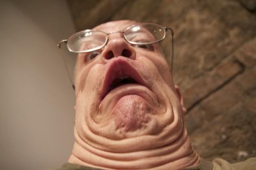 Морщинистый мужик