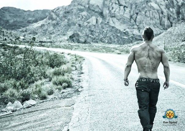 Накаченный в горах