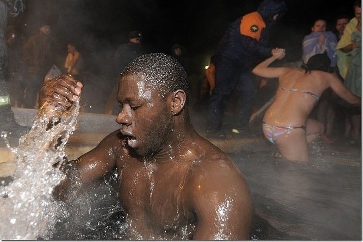 Афроамериканец в пене