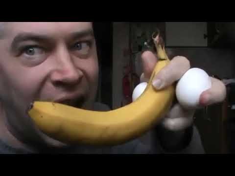 Геннадий Горин с бананом