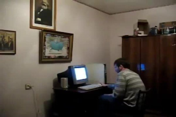 Подборка психов за компьютерами!