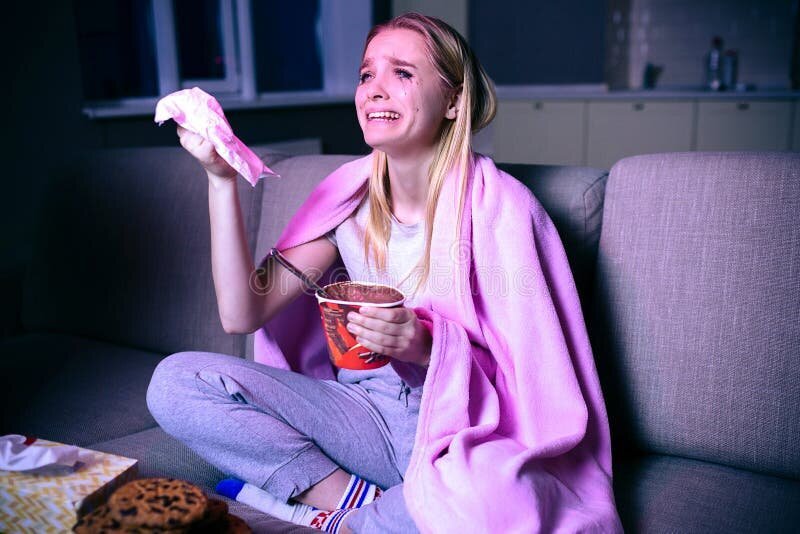 Женщина перед теликом