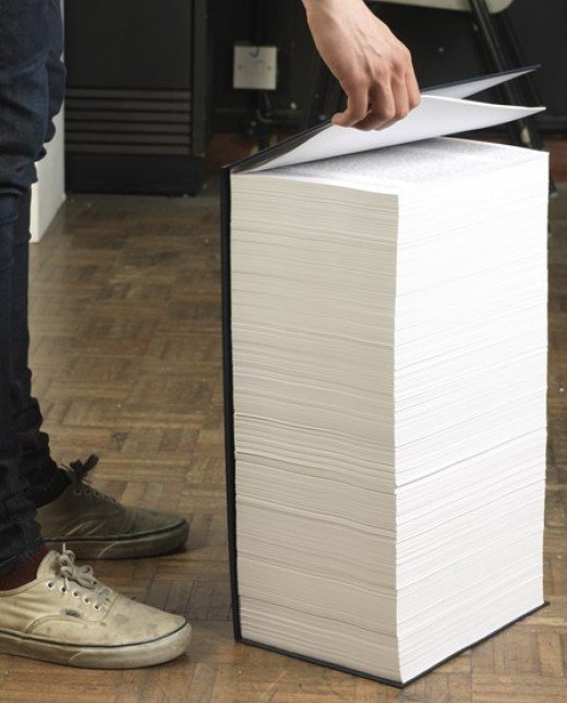 Очень толстая книга