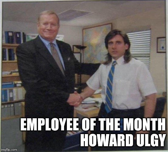 Мем парни жмут руки