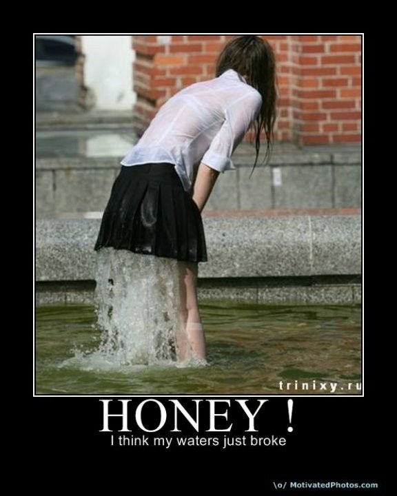 Красивые девушки текут