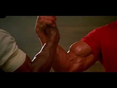 Шварценеггер Карл Уэзерс рукопожатие