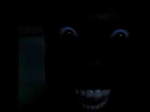 Негр в темноте