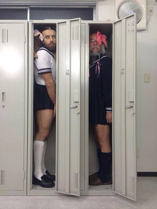 Смешной шкафчик