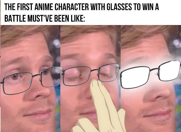 Поправляет очки Мем