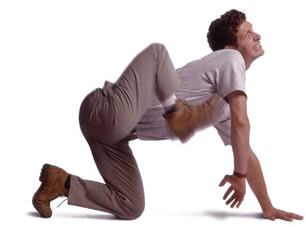 Мужчина на четвереньках