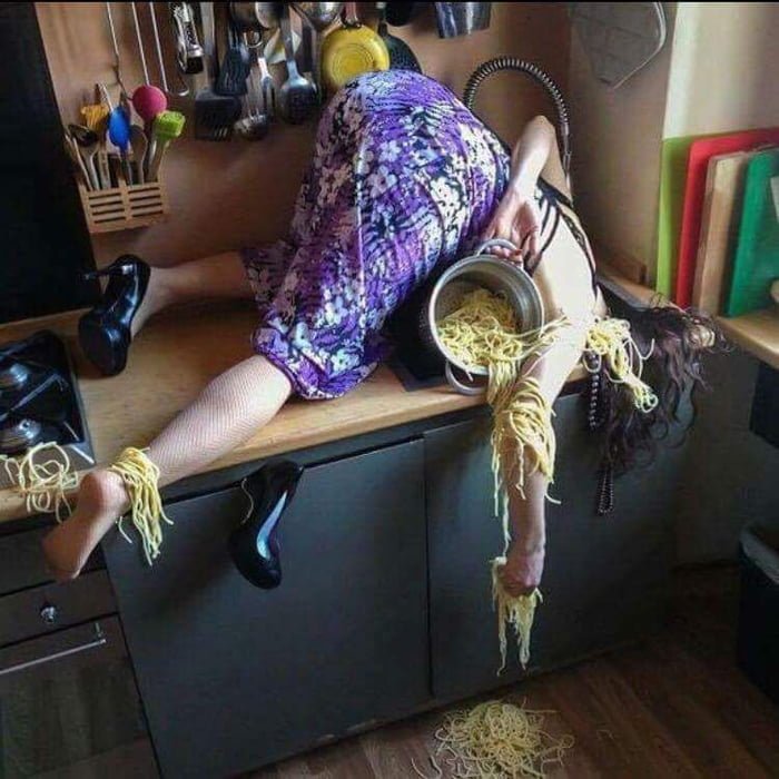 Женщина устала