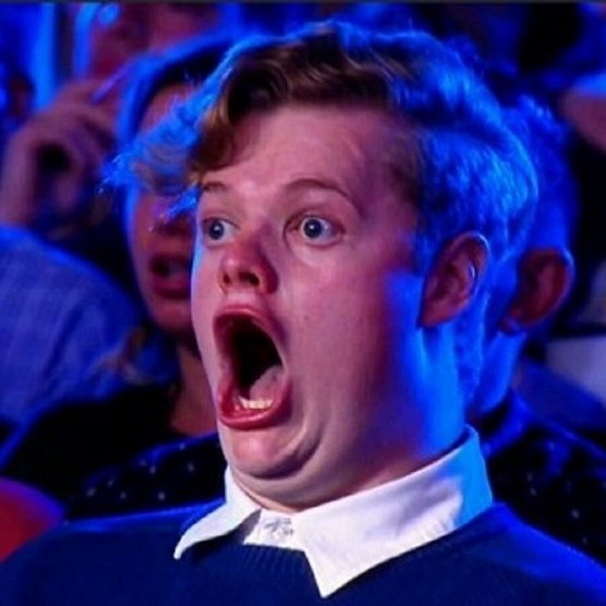 С удивленным лицом человека