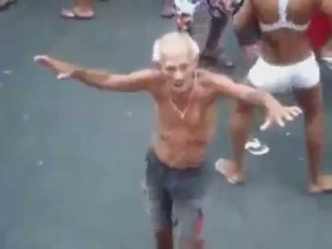 Танцующий старик