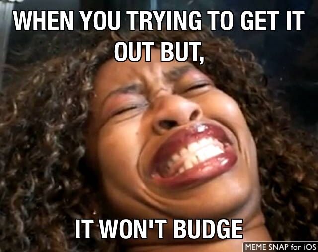 Негр смеется