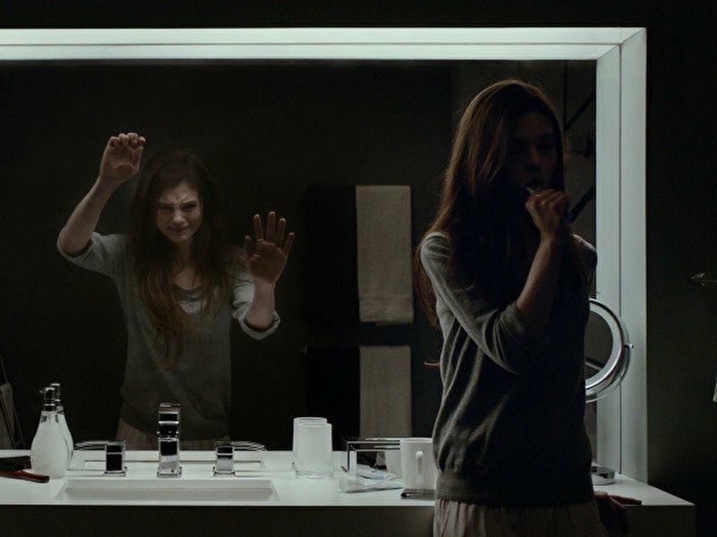 Тёмное зеркало фильм