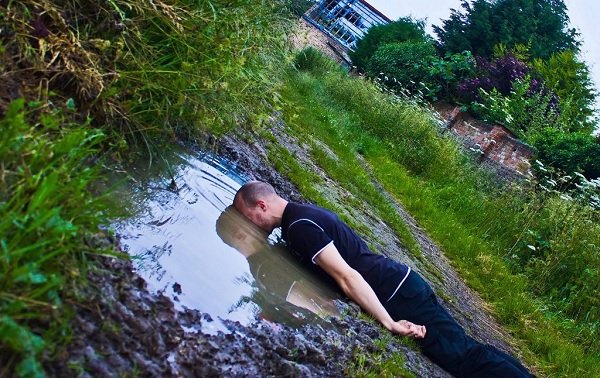 С падением человека