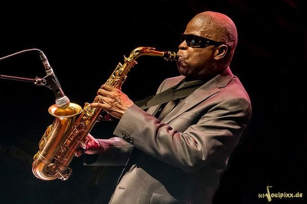 Луи Армстронг саксофон