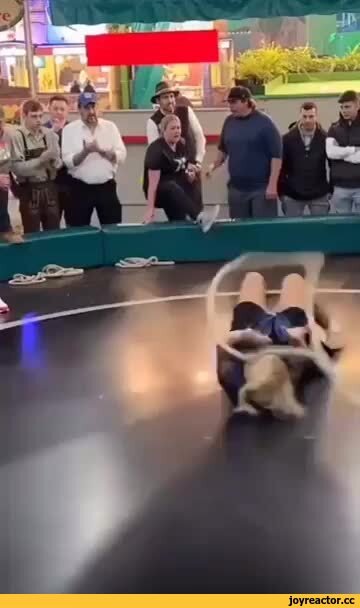 Хороший тамада и конкурсы интересные с прикованными девушками