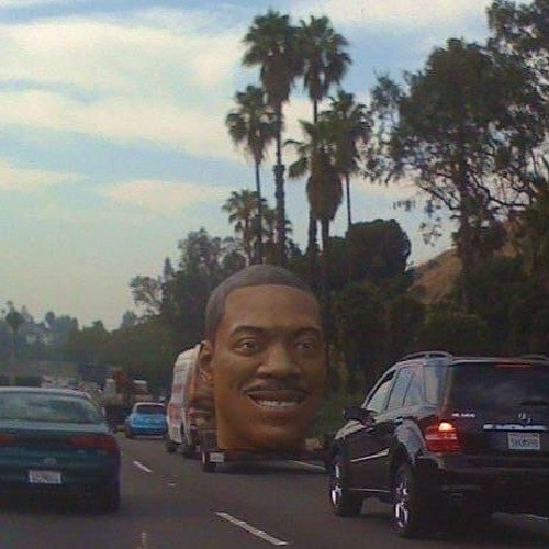 Голова из машины