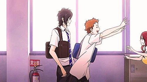 Аниме объятия гиф