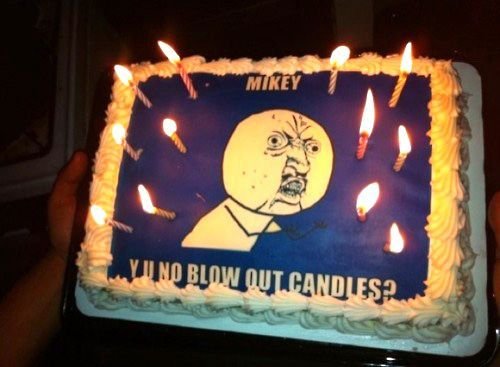 Торт с мемами