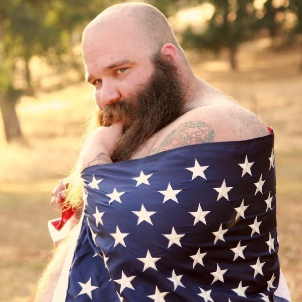 Бородатый мужик