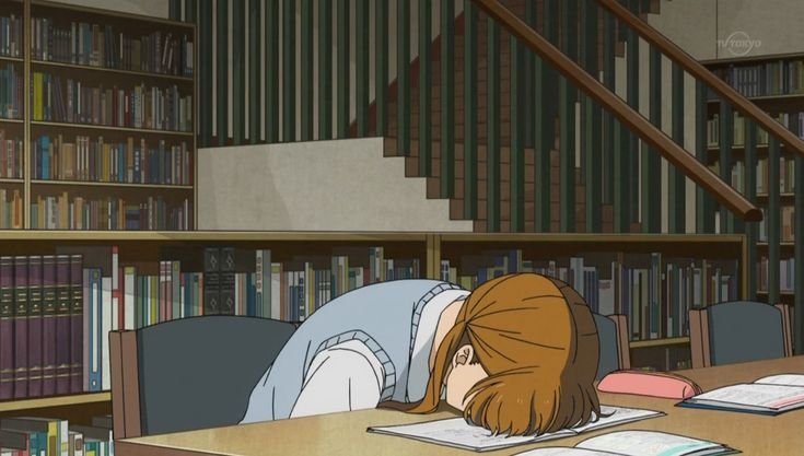 Уставшая аниме девушка