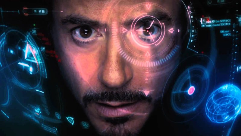 Тони Старк в шлеме изнутри