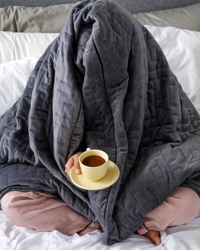 Тяжелое утро с кофе