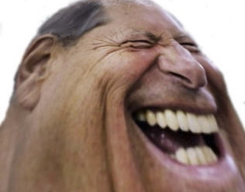 Человек ржет