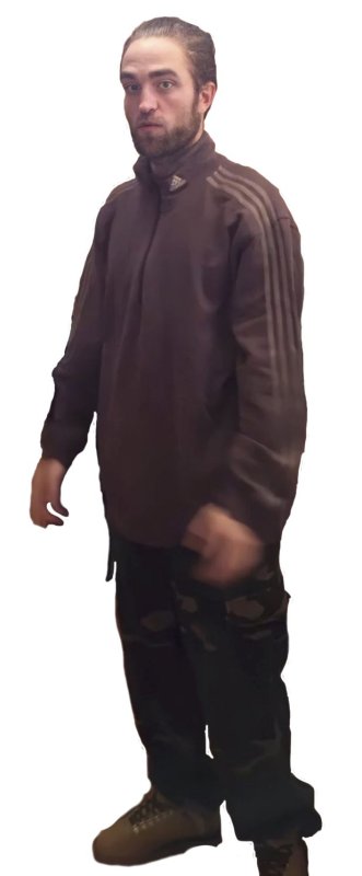 Роберт Паттинсон в спортивке