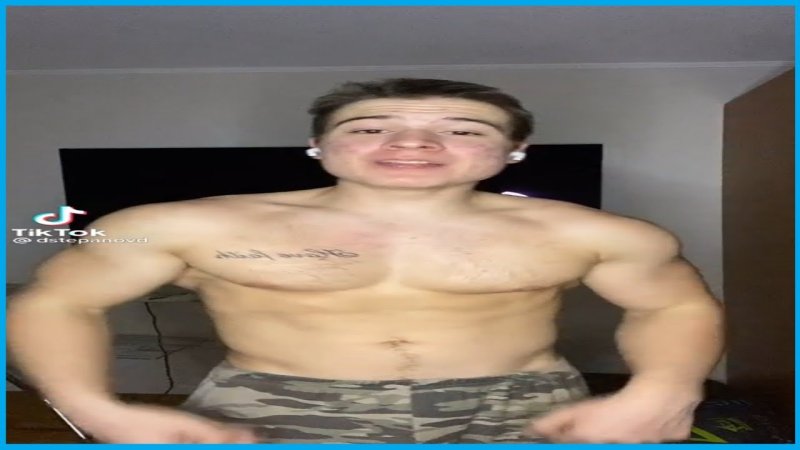 Данил Степанов тик токер