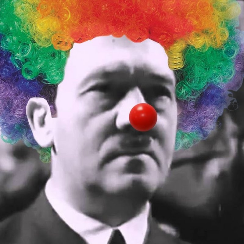 Темнокожий клоун