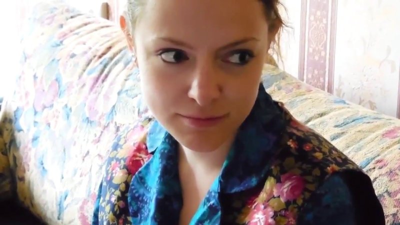 Девушка из рекламы скайпа