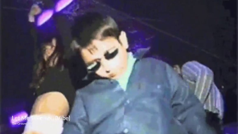 Парень на дискотеке Мем