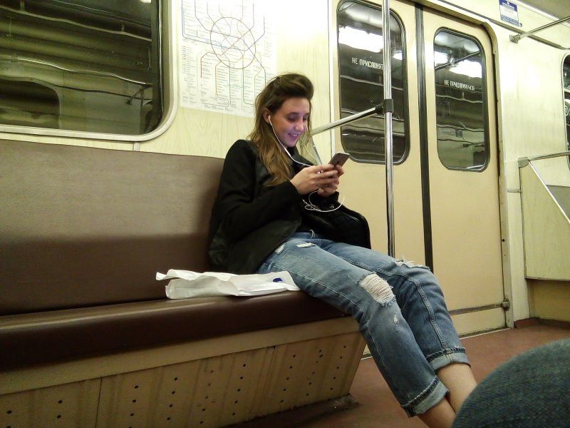 Фотосессия в метро девушка
