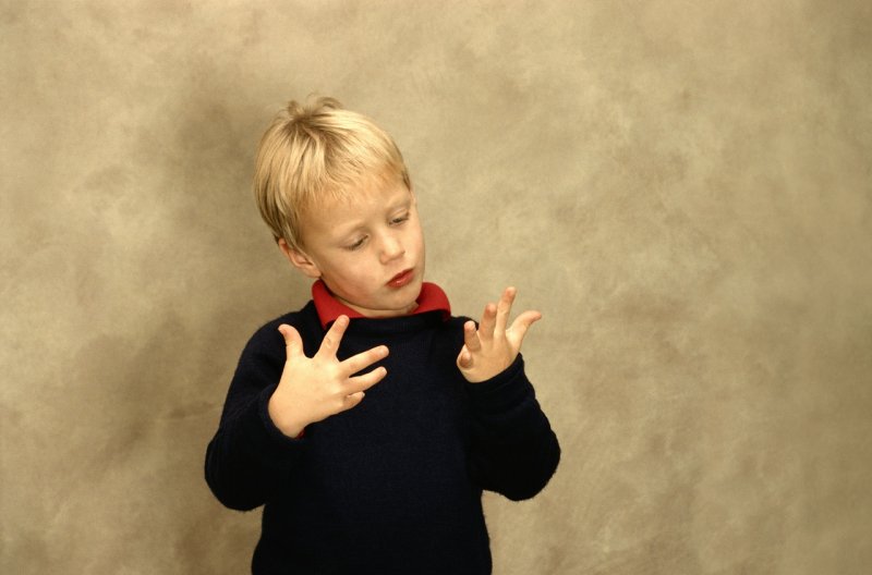 Ребенок думает фото