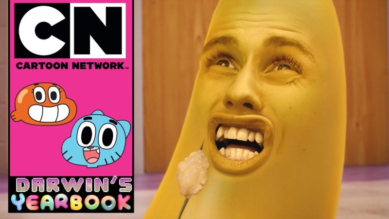 Мужик орет на банан