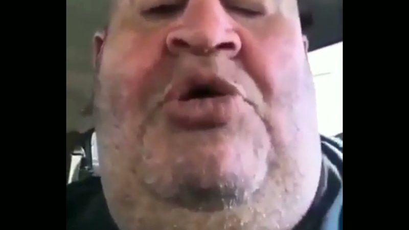 Джо Байден Мем мужик говорит толстый