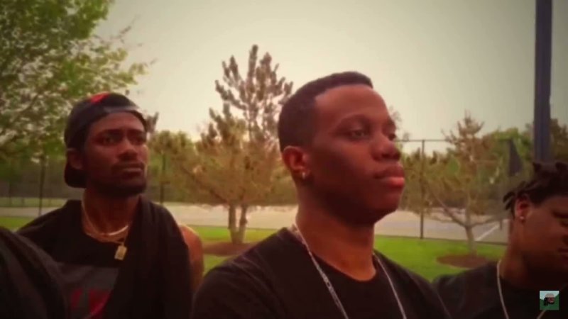 Негр исчезает