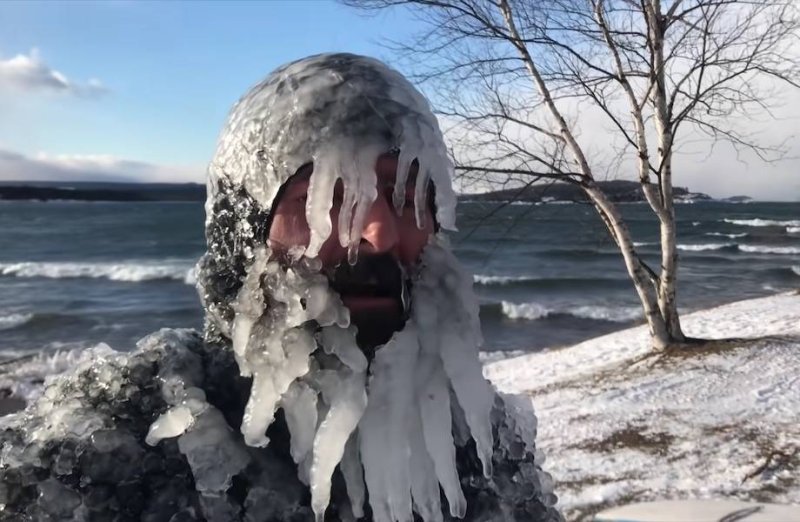 Сосульки на Камчатке