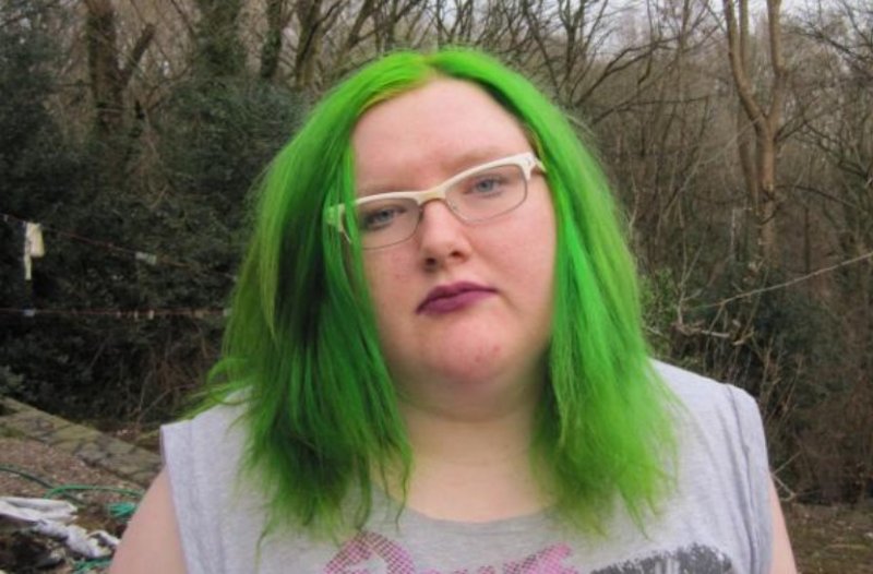 Подростки с зелеными волосами