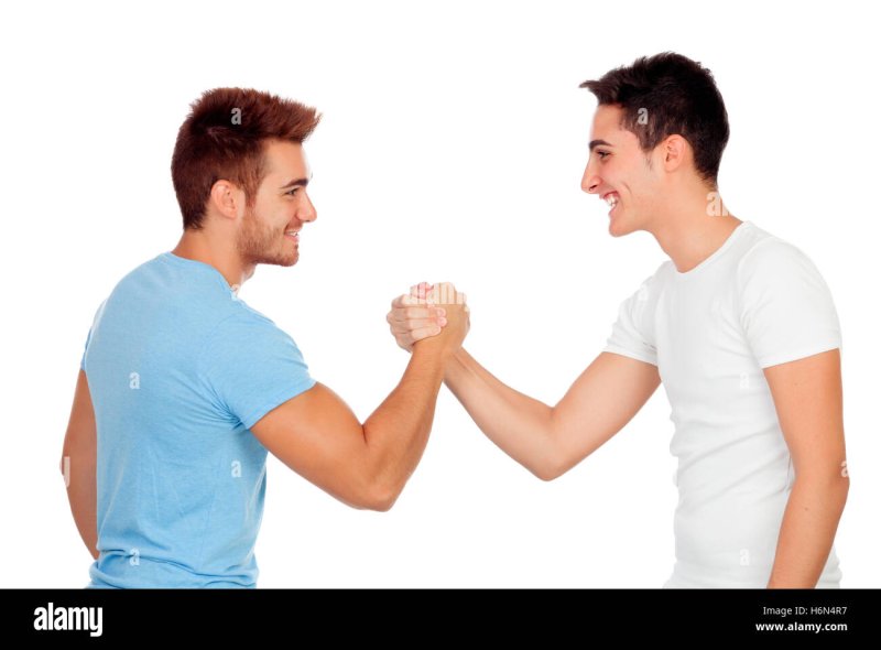 Здороваются друг с другом