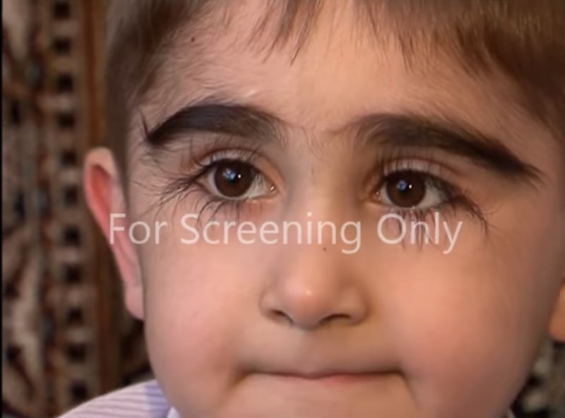 Самые длинные ресницы в России