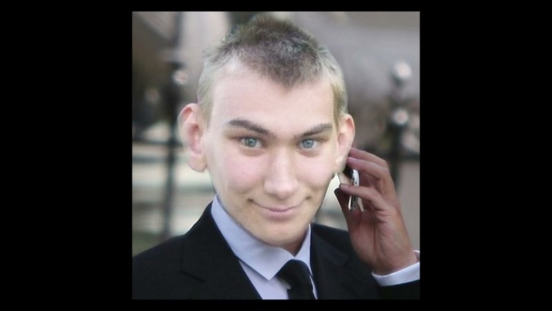 Рома Зуев Ушастый пацан