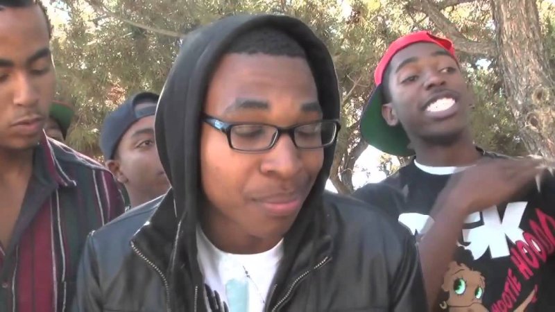 Мемы с негром в очках