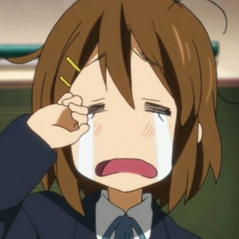 Юи Хирасава грустная