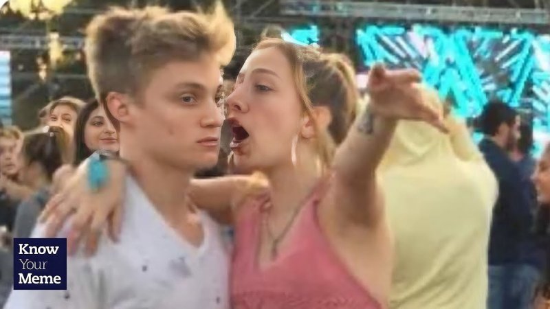 Girl explaining Мем